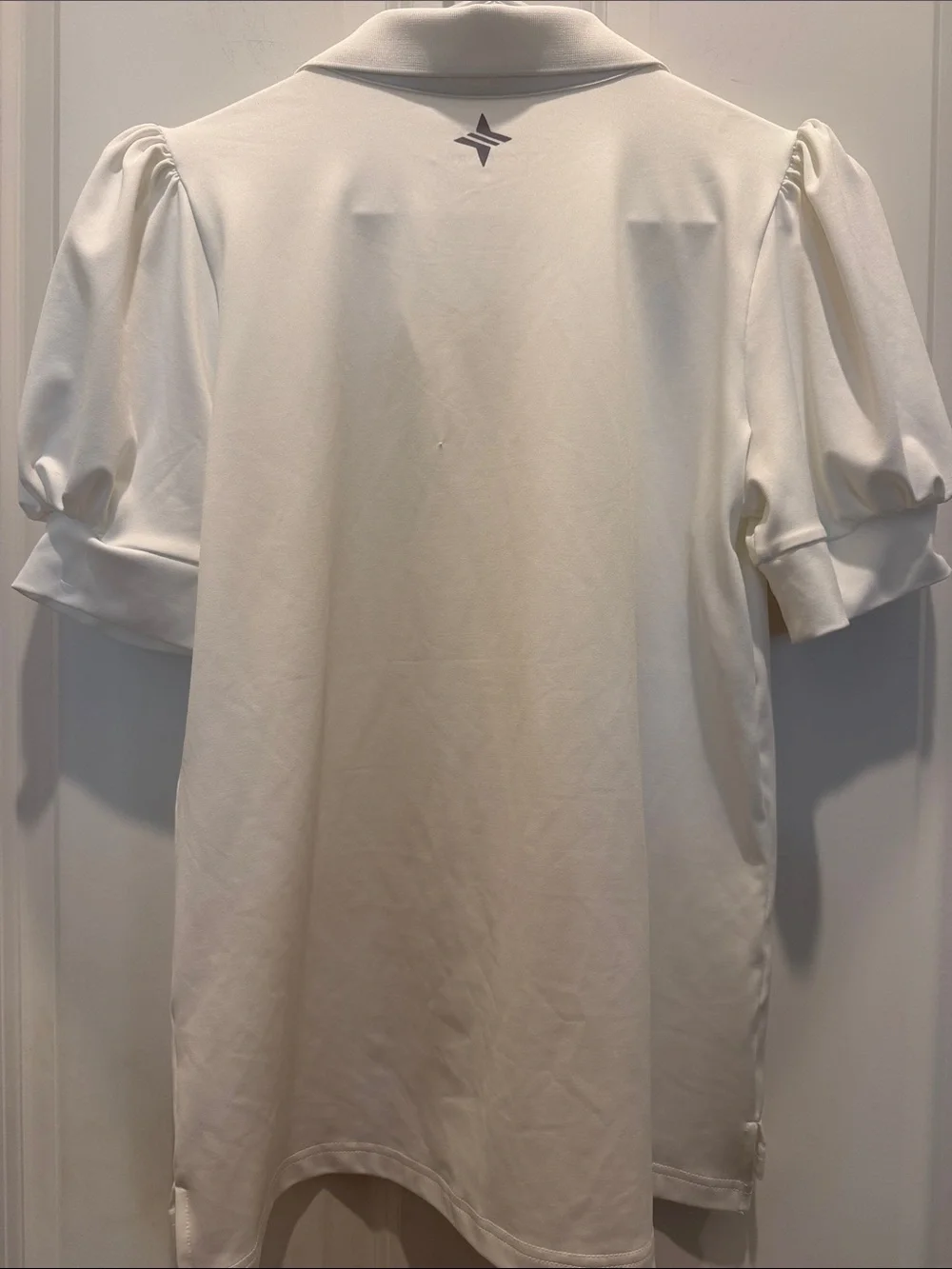 Tuckernuck Tuck Sport White Puff-Sleeve Polo Blouse Small